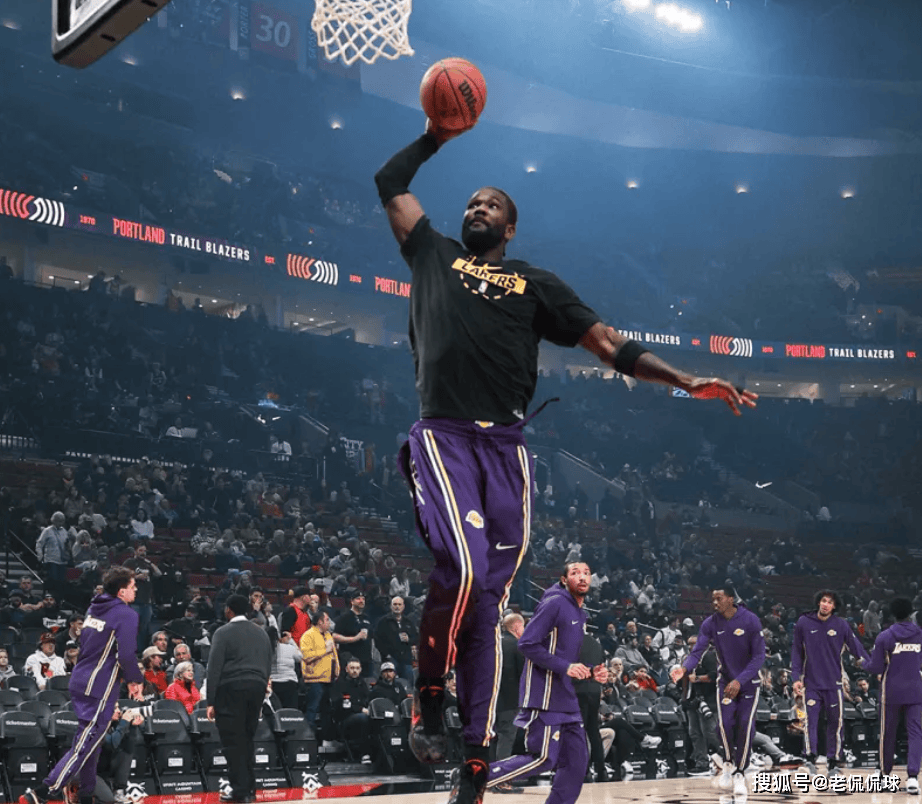 九游体育app-转会期体能课后，洛杉矶湖人战术微调备战CBA常规赛，震撼外界，临场指挥获称赞的简单介绍