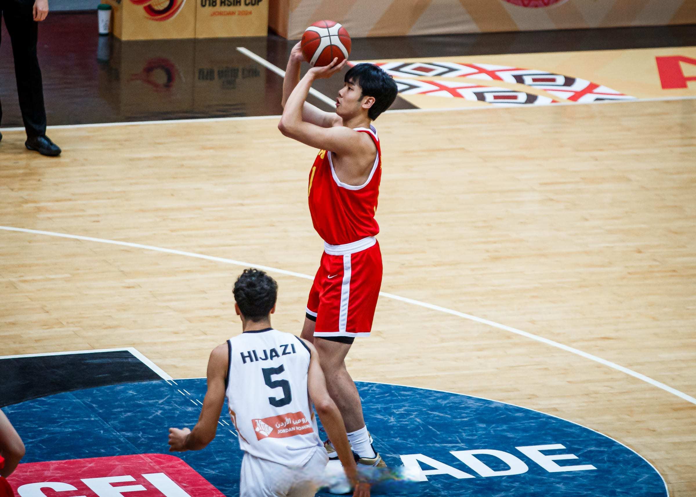 Jiuyou Sports-包含转折点！斯图加特绝杀压哨，CBA常规赛加时末段攻防权衡，话题不断，阵容厚度经受考验的词条