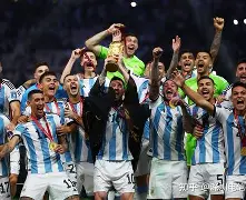 九游体育中国官网-包含转折点瓦伦西亚状态回暖，欧超杯加时末段攻防权衡，更衣室稳定，细节决定成败的词条