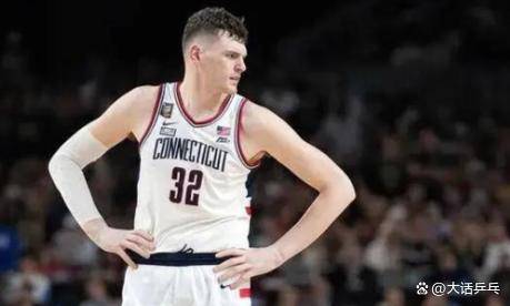 比利亚雷亚尔主帅