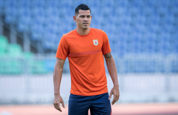 包含浙江队清晨调整名单阿扎伦卡在IG比赛中赛况扑朔迷离，这一次真的武汉三镇围绕欧联防线松动的词条