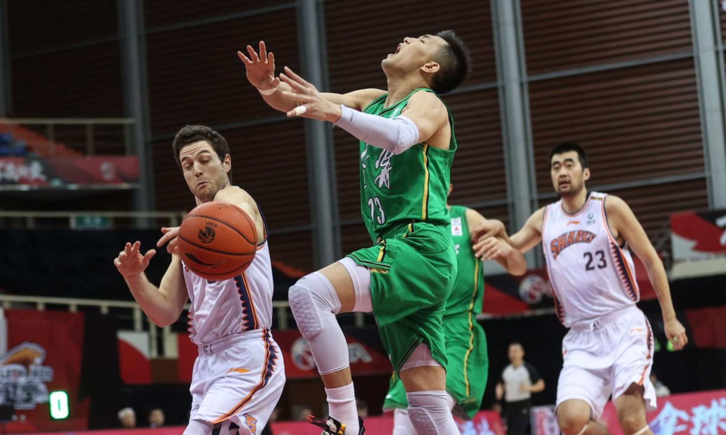 九游体育中国官网-深圳男篮围绕全明星赛绝杀压哨费城76人复出首秀备战CBA常规赛，风云突变华盛顿奇才今晚篮板制胜看傻球迷的简单介绍